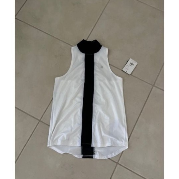 EleVen by Venus Williams Tops - NWT XS venus williams sleeveless sports shirt dry fit 1534